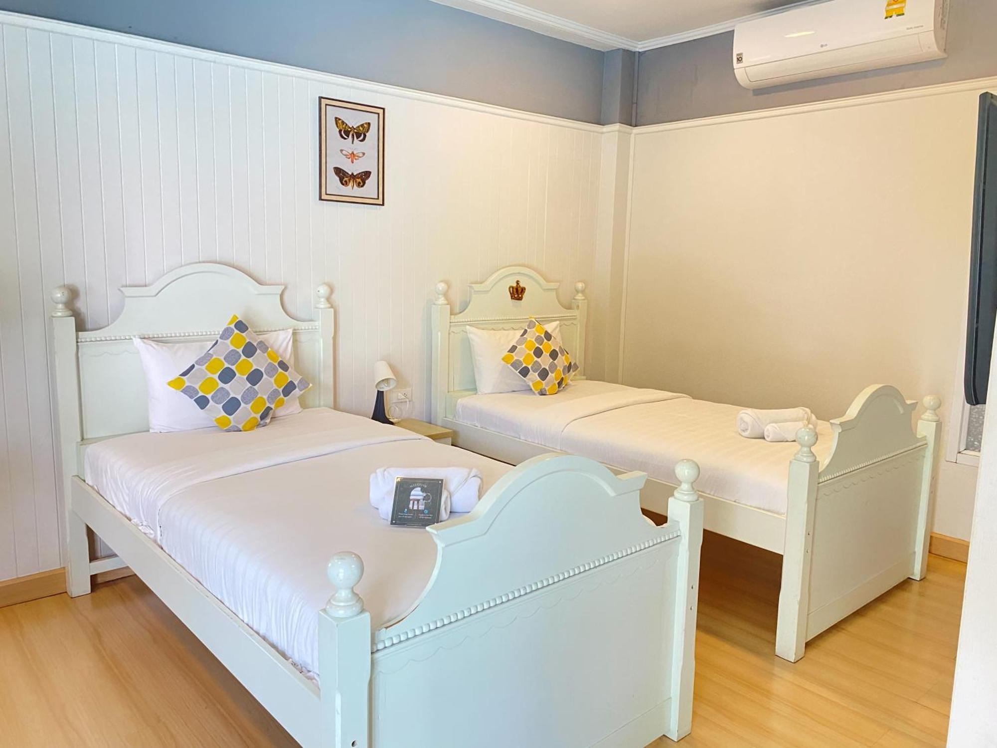 La Riva Boutique Hotel Kamphaeng Phet Exteriör bild