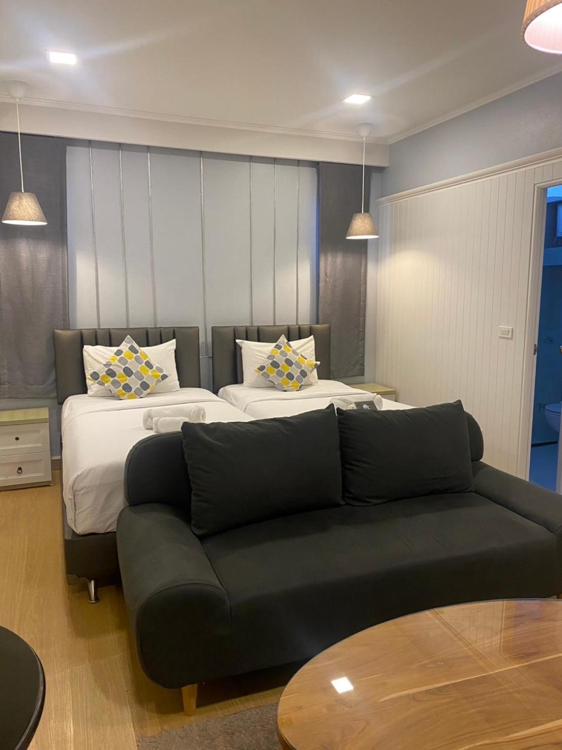 La Riva Boutique Hotel Kamphaeng Phet Exteriör bild