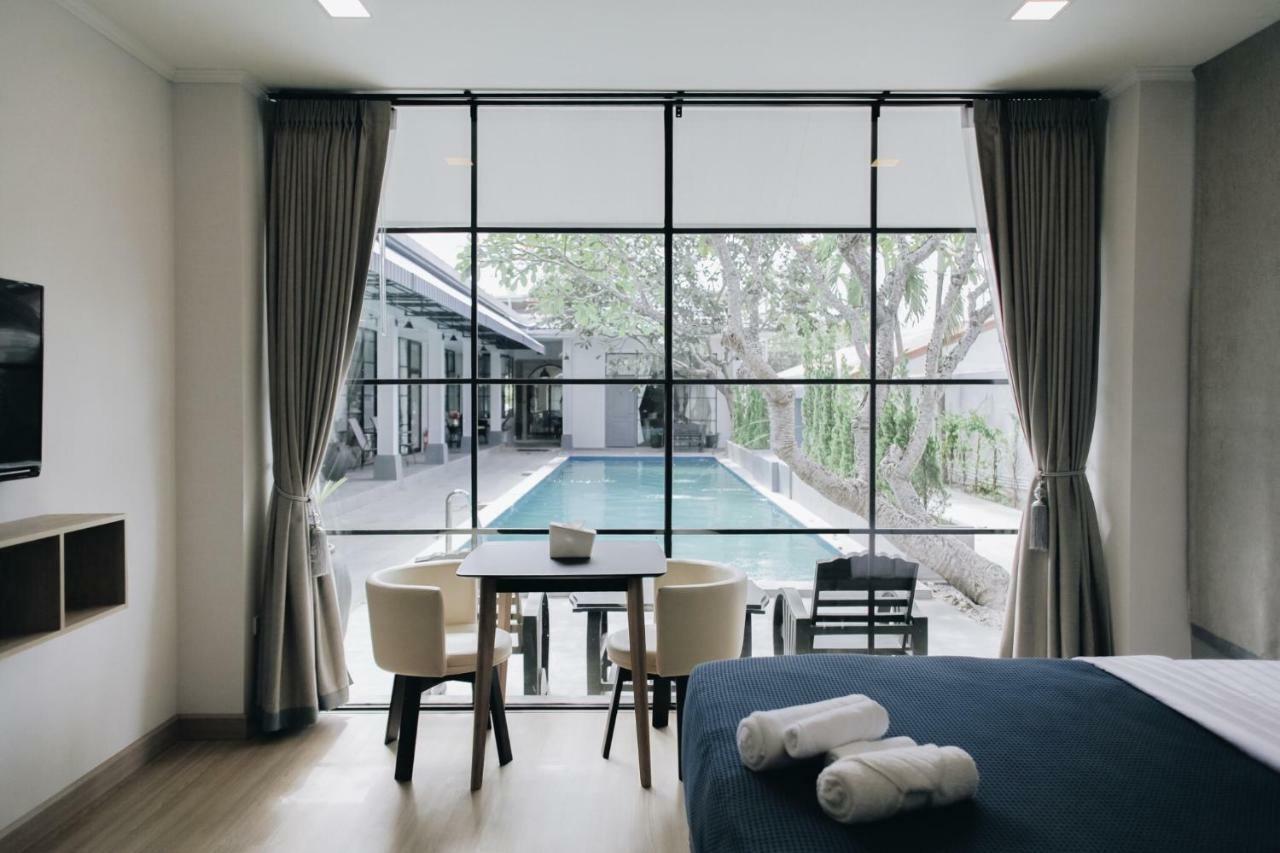 La Riva Boutique Hotel Kamphaeng Phet Exteriör bild